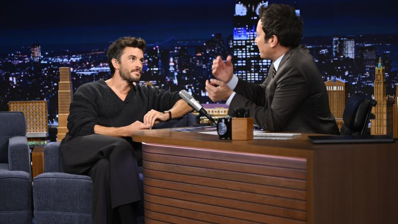 Jonathan Bailey is the ‘Sexiest Man Alive,’ according to People magazine