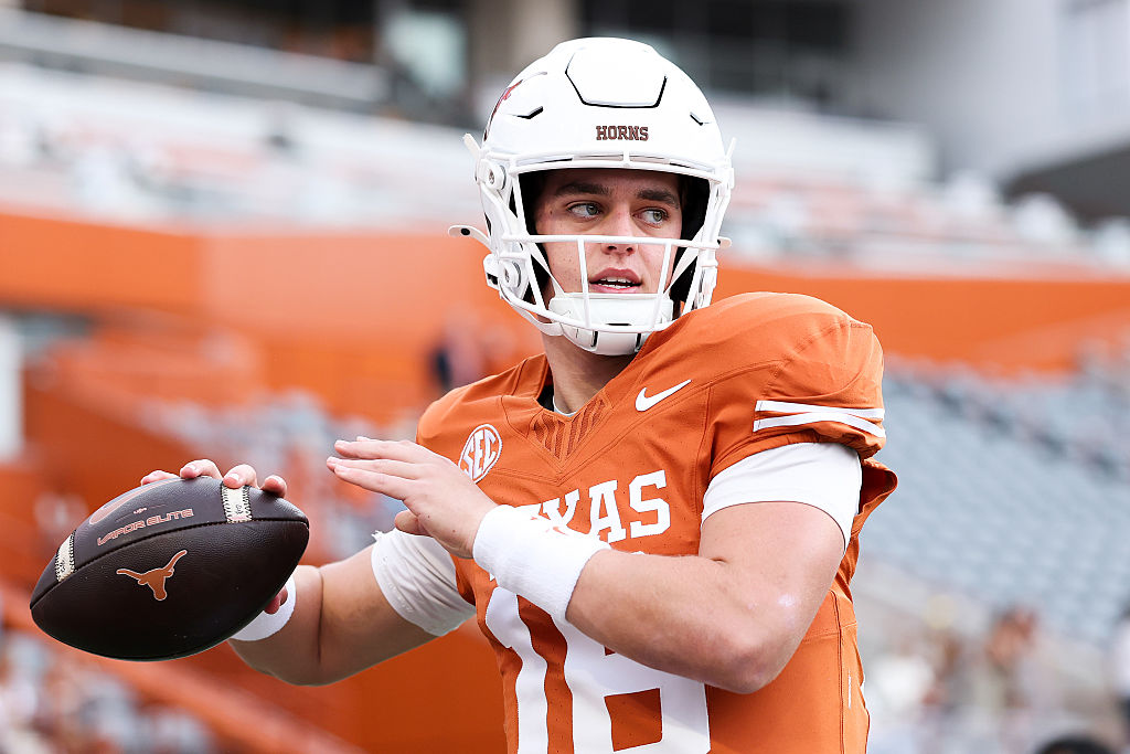 College Football Contenders Want Texas To Get Obliterated By Georgia