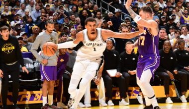 Spurs lose second straight in a bizarre game vs LA