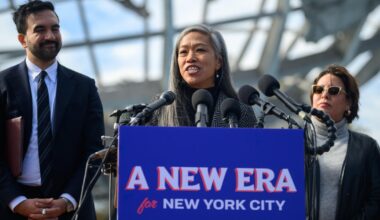 As Mayor-elect Mamdani's team takes shape, transition says about 50,000 people applied for City Hall jobs