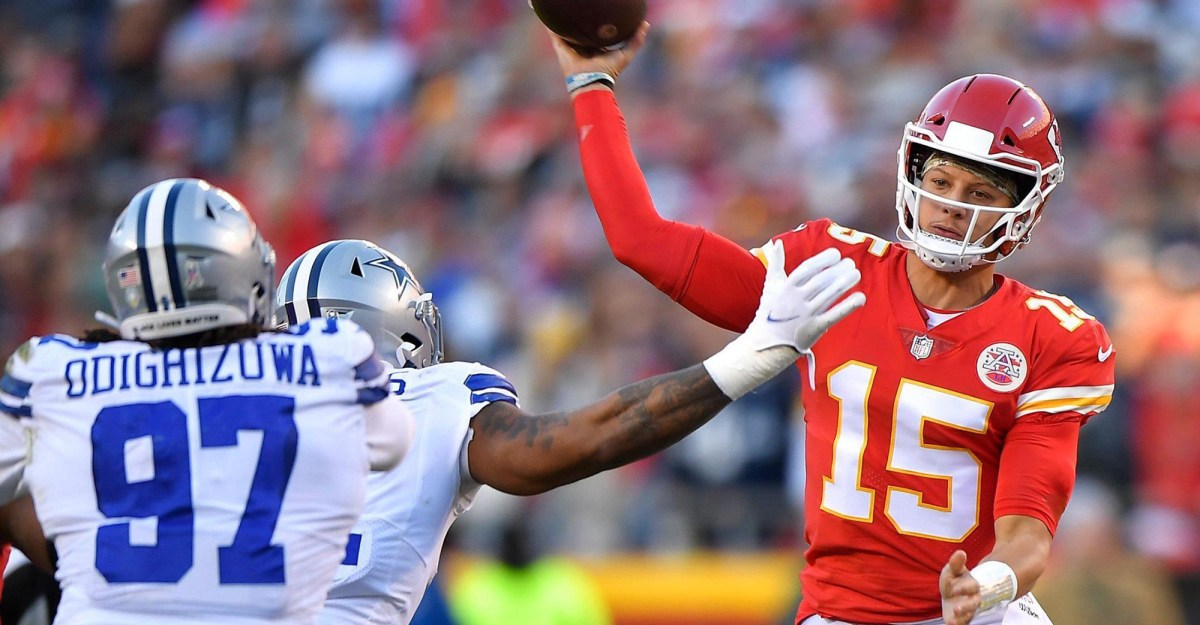 Dallas Cowboys vs KC Chiefs:Score predictions for Thanksgiving showdown