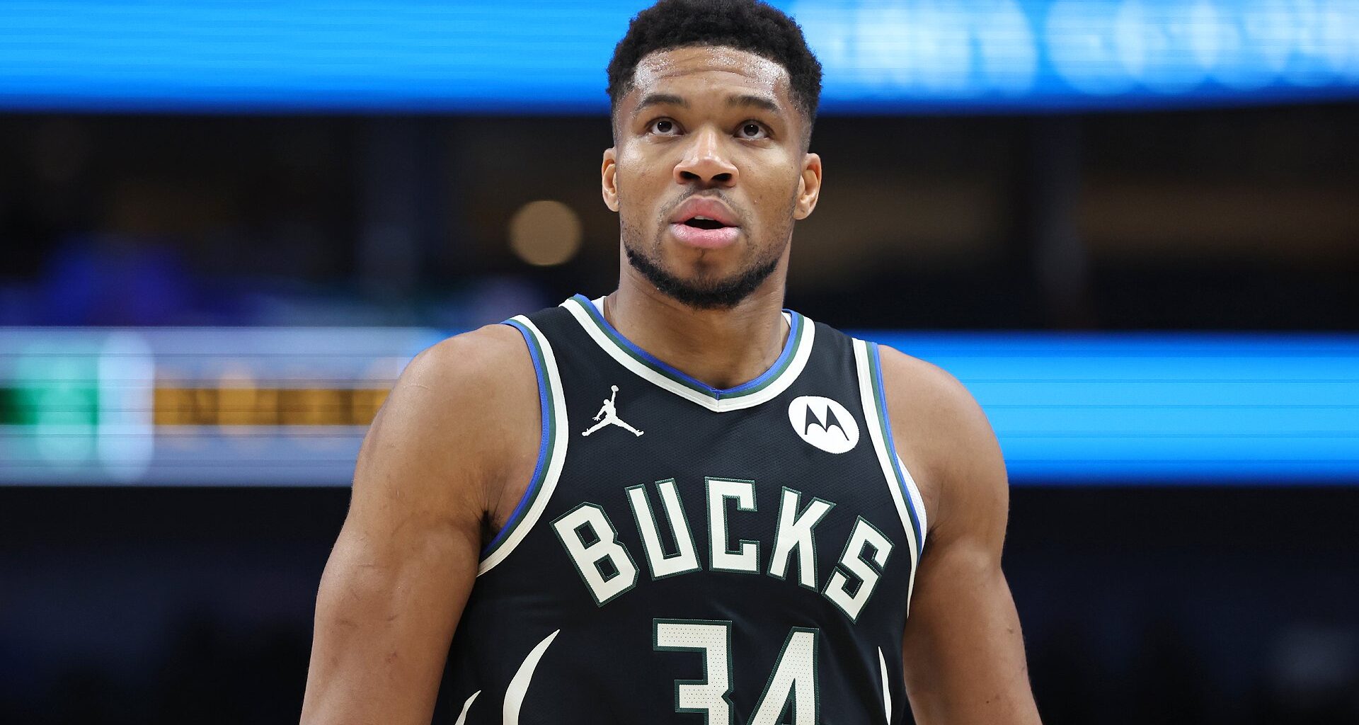 Starting 5: Jokić & Brunson fuel win streaks; Lakers-Thunder duel awaits tonight