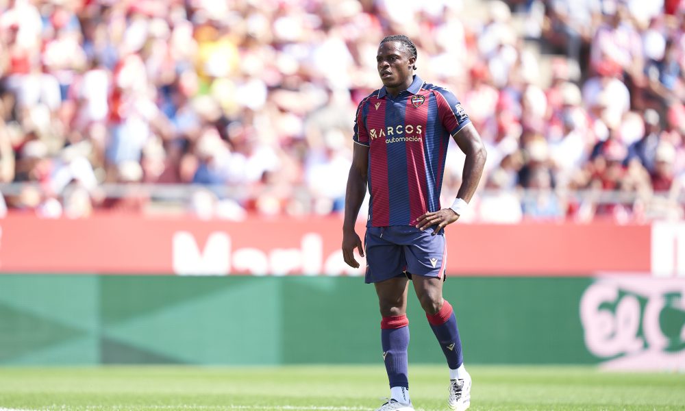 Etta Eyong, Levante player