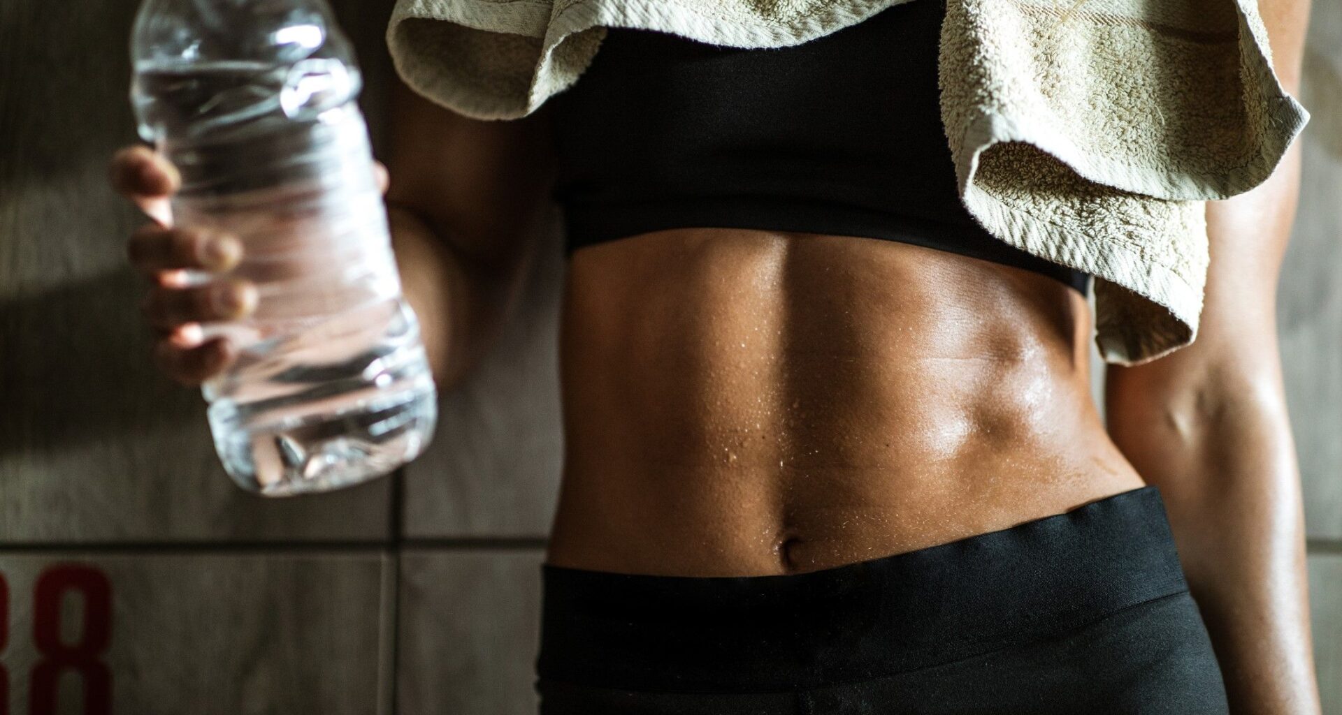 Try this easy 5-move standing core workout if you want strength without getting on the floor