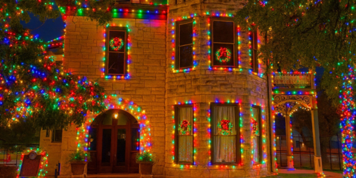 Hemisfair Historic Home Lighting Ceremony