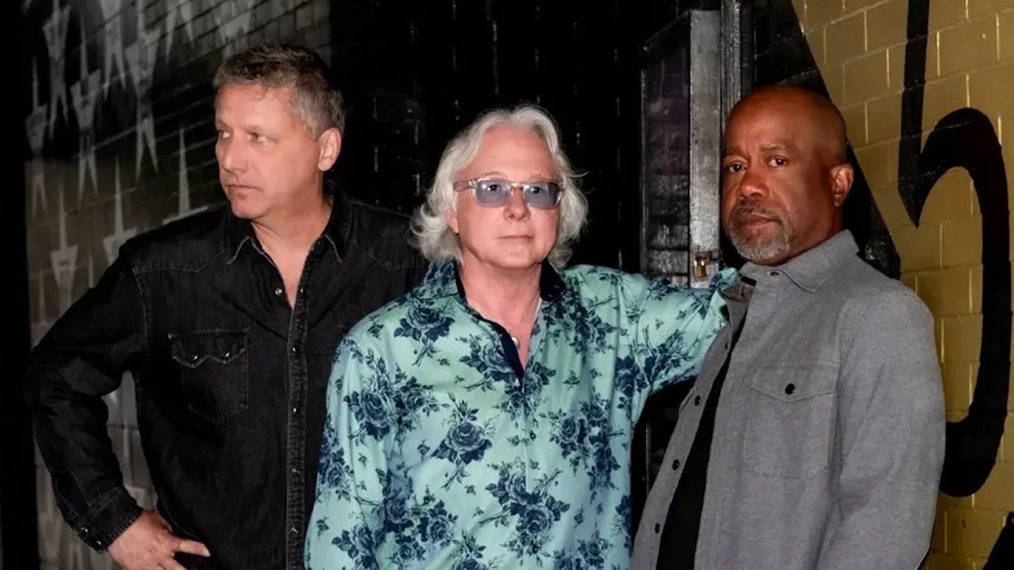 Darius Rucker, Mike Mills & Steve Gorman Play 1st Howl Owl Howl Show