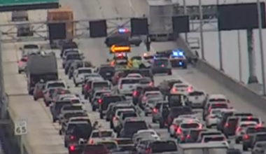 Crash on I-295 south blocks lanes at Buckman Bridge – 104.5 WOKV