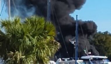 Heavy smoke showing from boat fire on Ortega River – Action News Jax