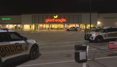 Giant Eagle in Pittsburgh evacuated due to bomb threat