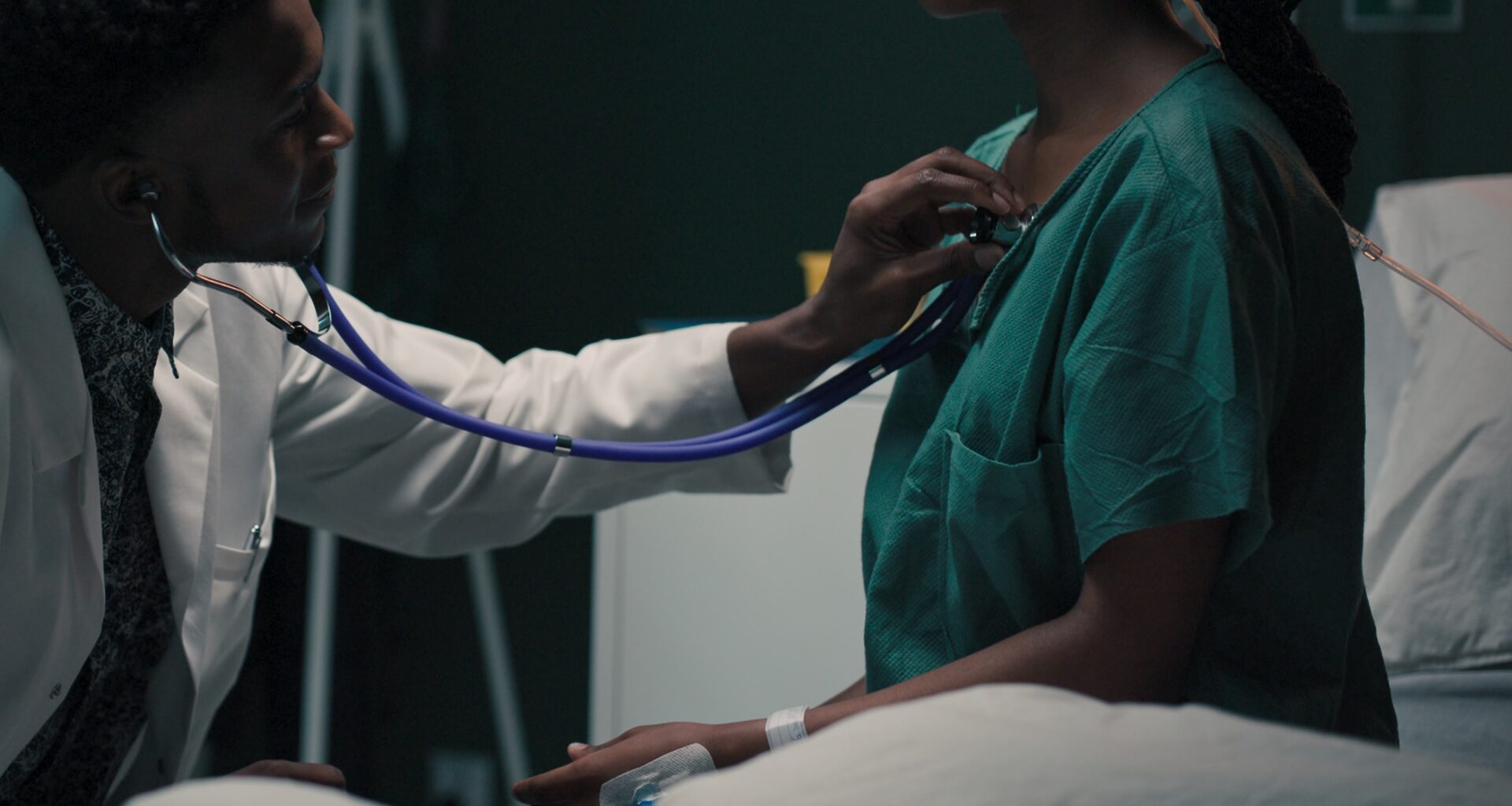 A new University of California, Riverside, study reveals the alarming connection between microplastics and heart disease.