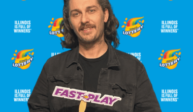 Chicago man wins nearly $500K ahead of holidays after buying $10 ticket