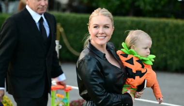 Who is Karoline Leavitt's 60-year-old husband? Netizens ask amid 'airbrush' allegations