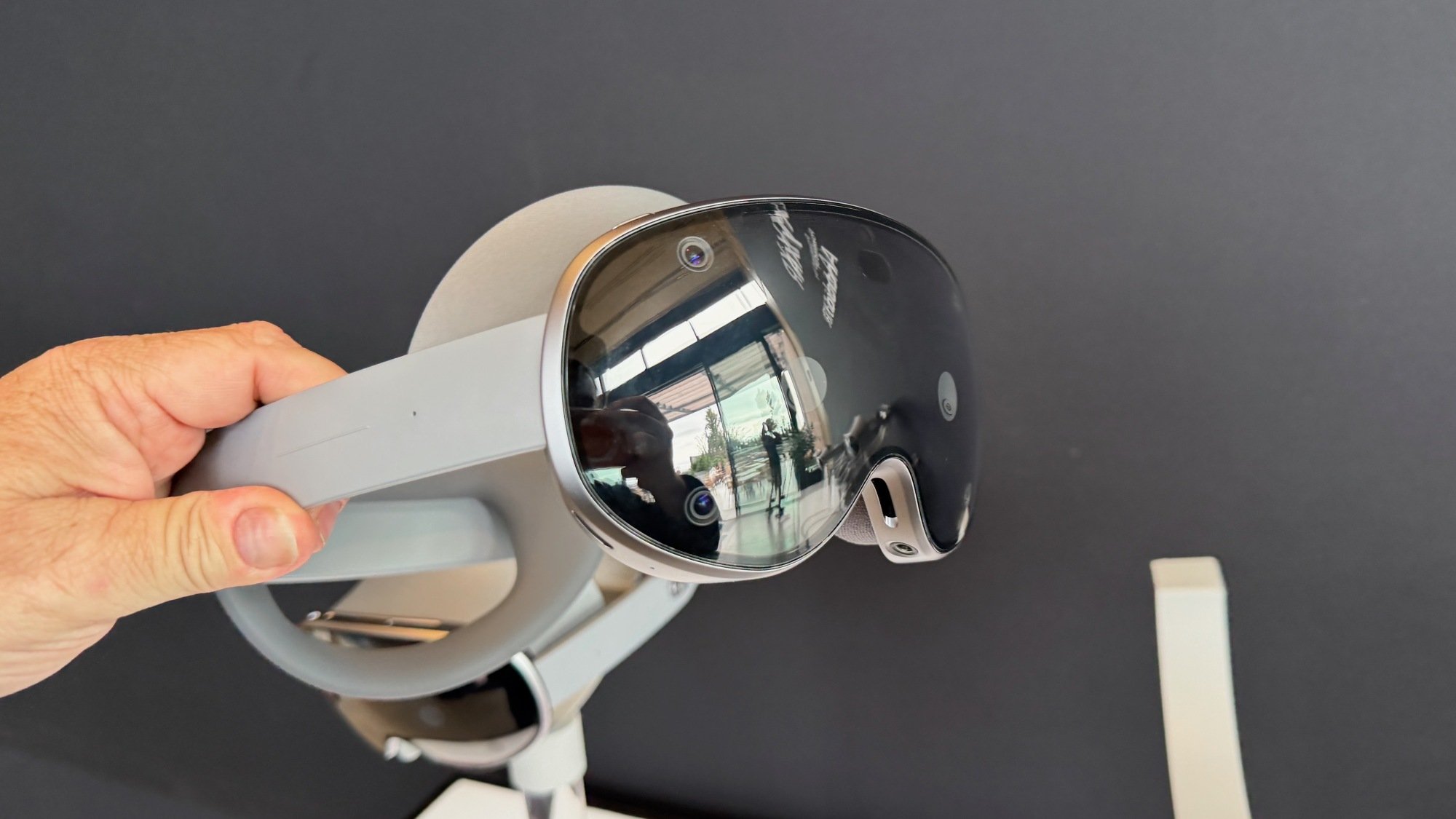 close-up view of galaxy xr headset