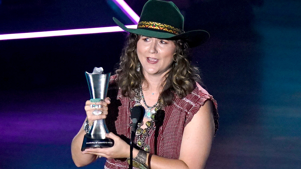 Dan + Shay and Little Big Town among Arkansans at CMA Awards