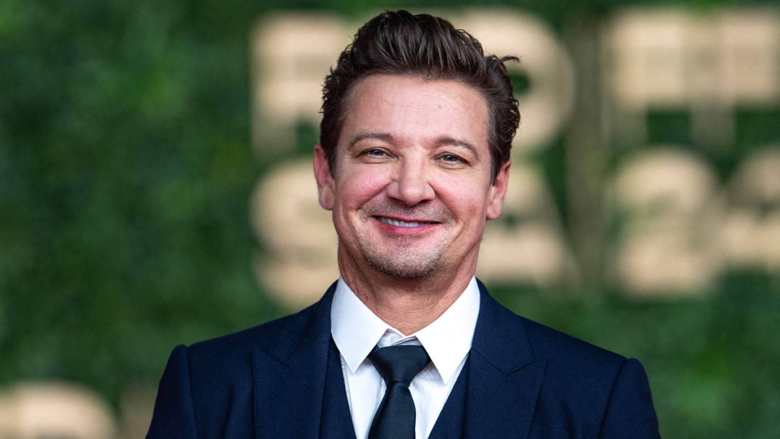 Jeremy Renner Threatens Legal Action Amid Allegations from Disney Filmmaker