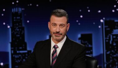 Kimmel jokes 'fascists have fun too' about Trump turkey pardoning