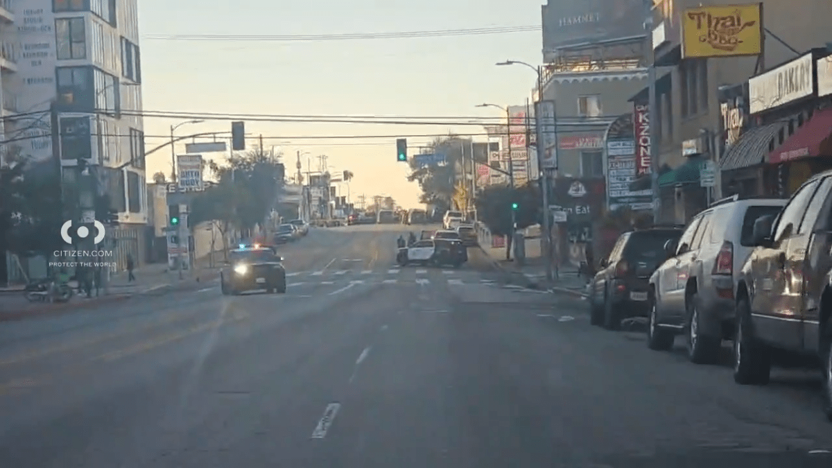 Man shot by LAPD officers in Koreatown – NBC Los Angeles