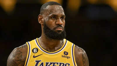 Is LeBron James playing tonight vs the San Antonio Spurs? Latest update on the Los Angeles Lakers star’s injury report (November 5, 2025)