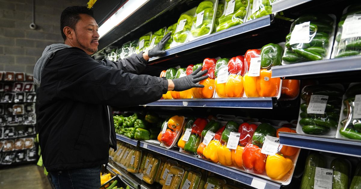 How much have grocery prices fluctuated in the past year? :: WRAL.com