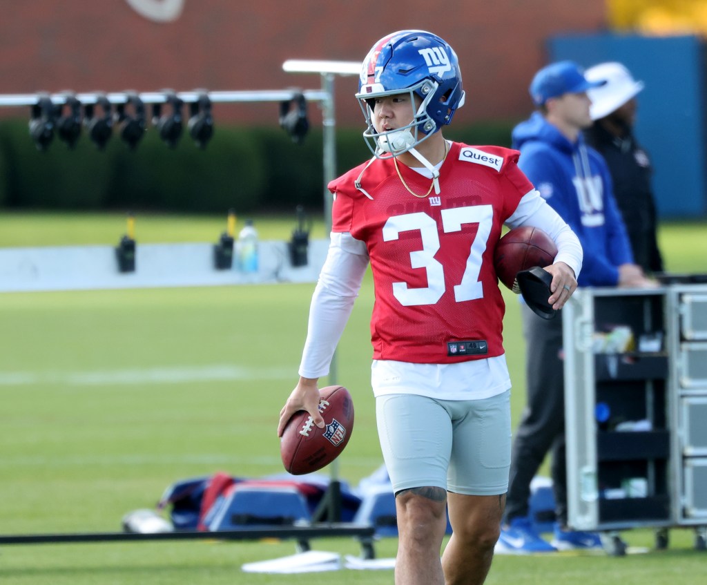 New York Giants place kicker Younghoe Koo #37, during practice at the New York Giants training facility in East Rutherford, New Jersey
