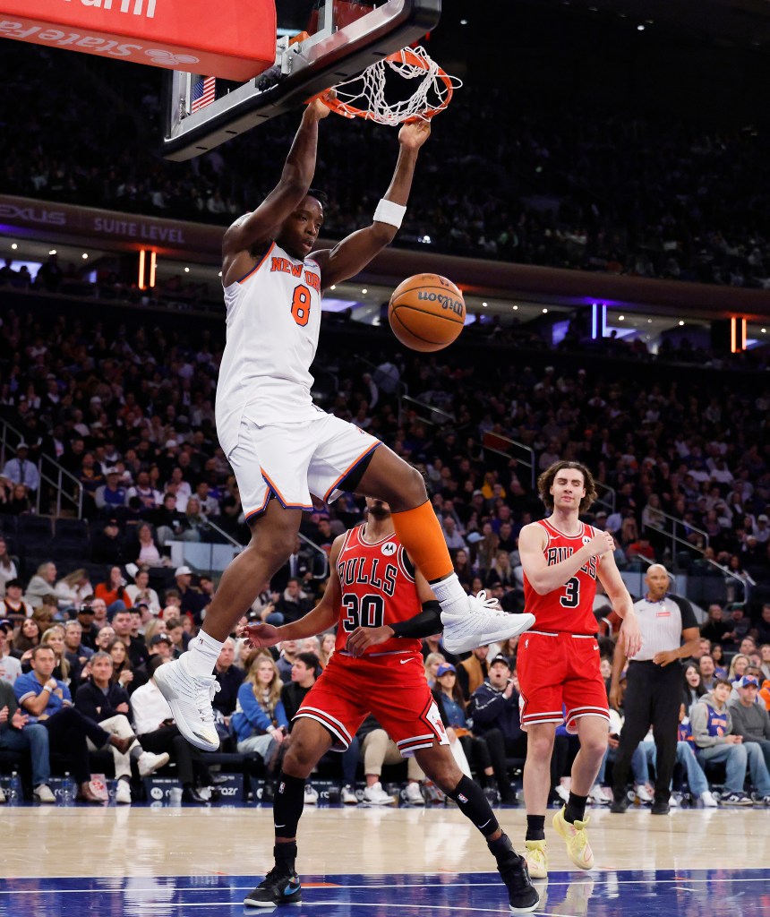 OG Anunoby slams the ball in the first half at Madison Square Garden in New York, New York, November 02, 2025. 