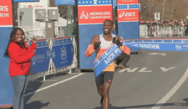 2025 Philadelphia Marathon results: Melikhaya Frans wins men's race, Anna Oeser first woman to finish