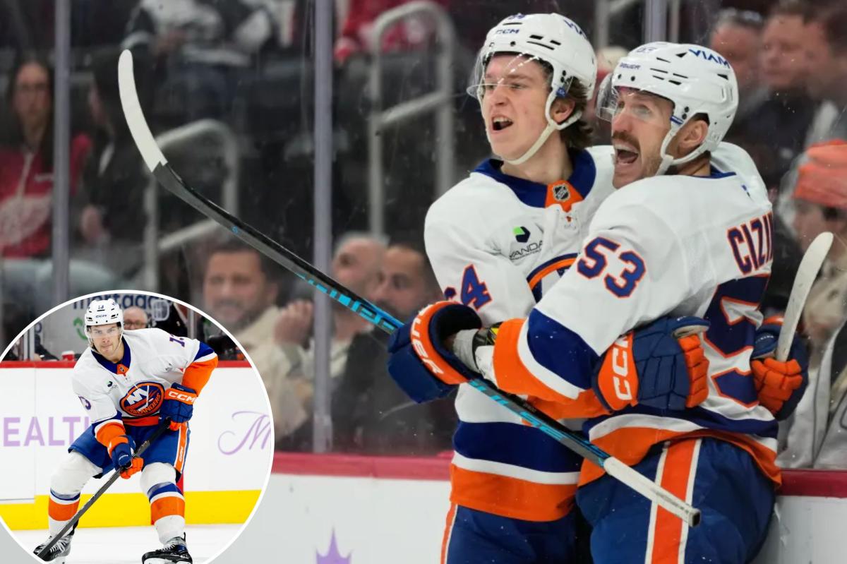 Islanders demolish Red Wings to close out dominant road trip in style