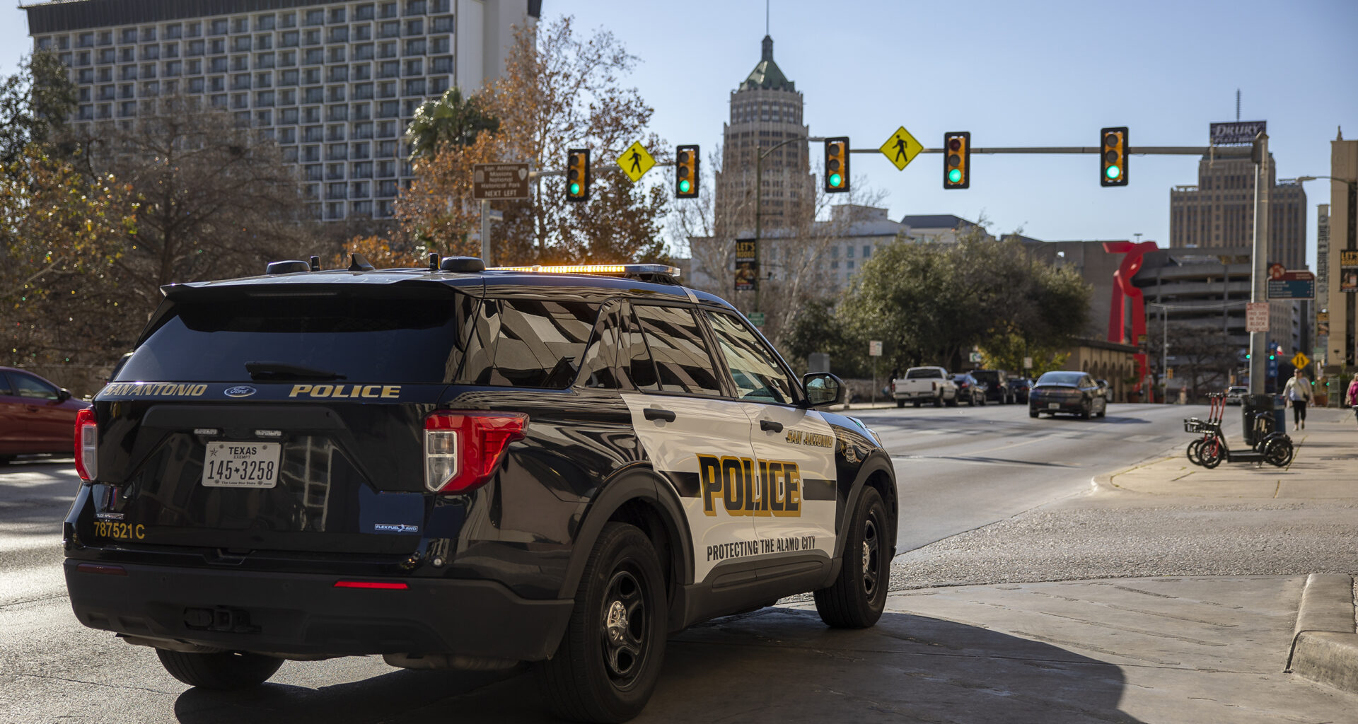San Antonio exploring options to divert low priority police calls 