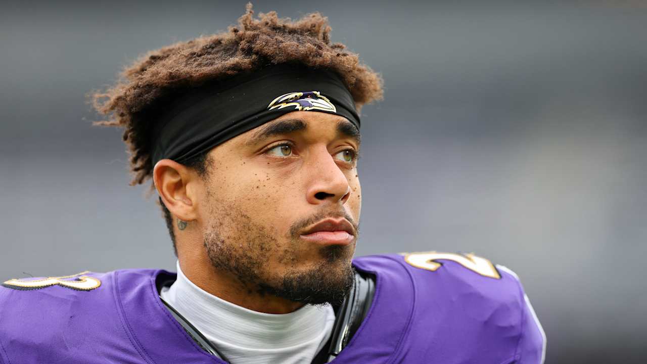 Eagles' Jaire Alexander stepping away from football; CB to determine playing future
