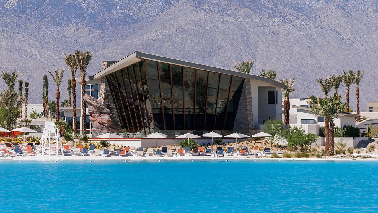 We Visited the Real-Life Parr House from Incredibles 2 at Disney’s Cotino, Its First Storyliving Community