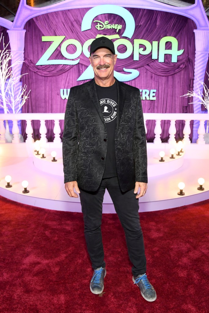 Patrick Warburton attends the "Zootopia 2" premiere