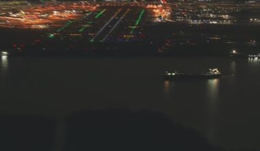 Ground stop lifted for arriving flights at PHL after ship in Delaware River blocked runway