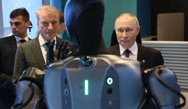 Putin calls Russian robot 'very beautiful' after dance performance