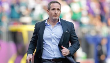 Eagles GM Howie Roseman all-in at trade deadline
