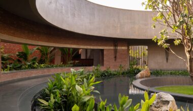 Courtyard acts as "emotional nucleus" of The Sanctum house by Renesa