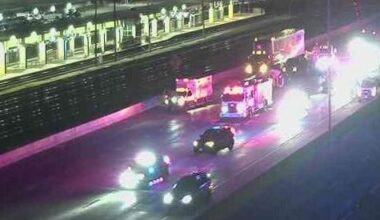 3 hospitalized after possible wrong-way crash on I-30 in Fort Worth, police say