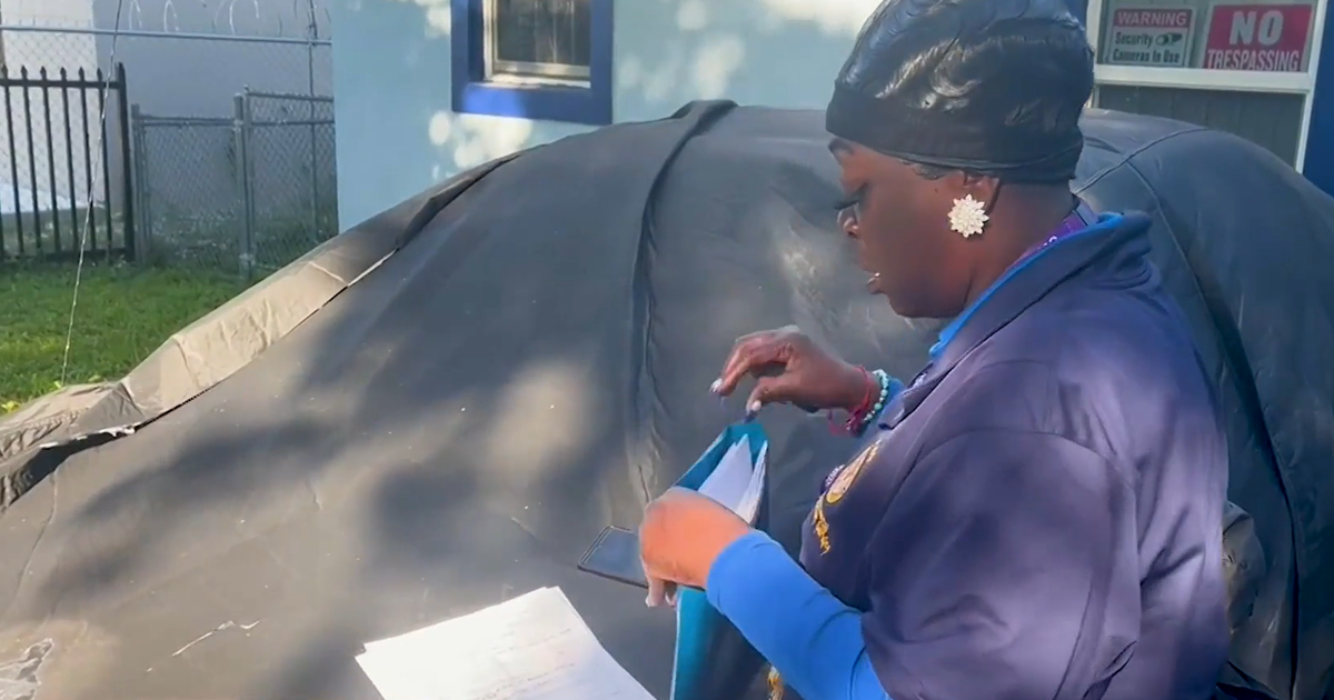 Retirement consultant refunds $3,000 to Miami federal worker after deal left her empty‑handed