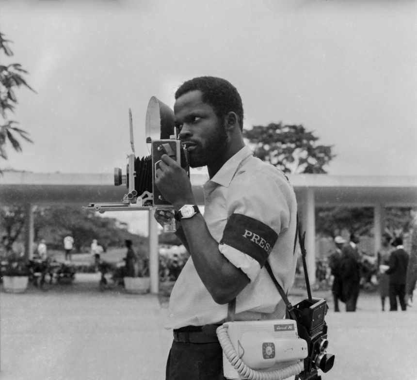 Ojeikere with his camera in 1956.