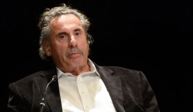 Legendary political power broker Sid Davidoff dies at 86