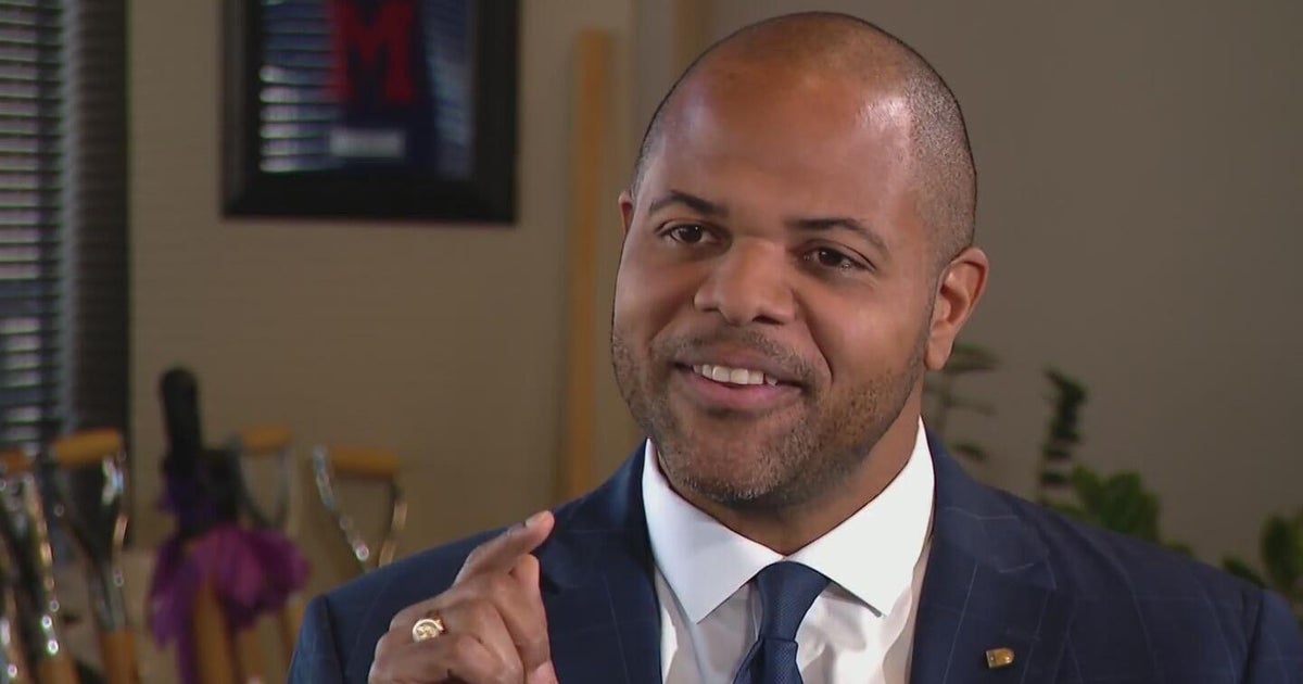 Exclusive: Dallas mayor seeks clarity on ICE program after police chief rejects $25 million funding offer: "I want to hear from ICE, and I want to hear from the chief"