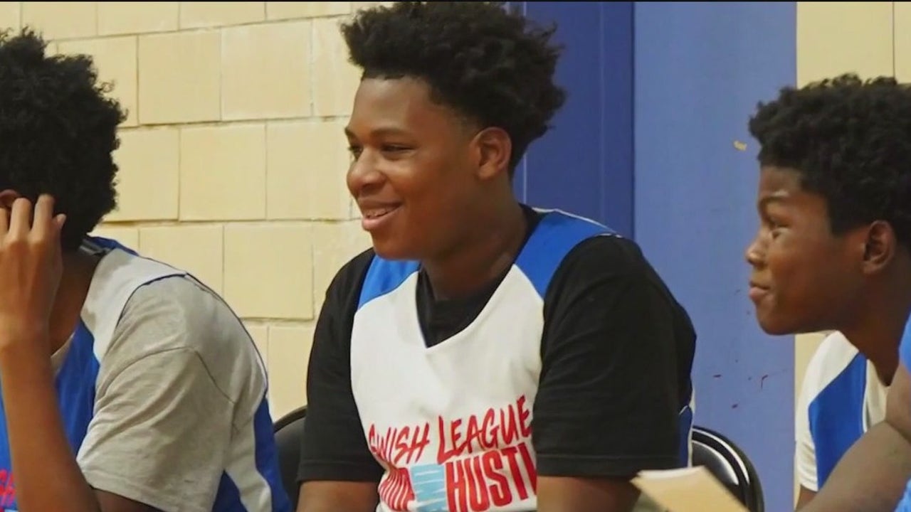 Community remembers Armani Floyd, teen killed in Chicago teen takeover