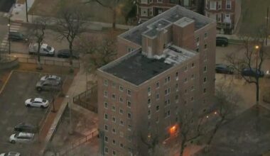 Residents say they're living in "deplorable conditions" at West Side Chicago Housing Authority complex