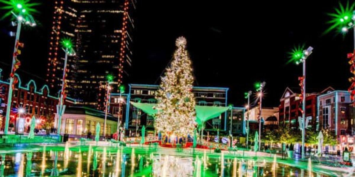 All the best 2025 Christmas lights around Fort Worth