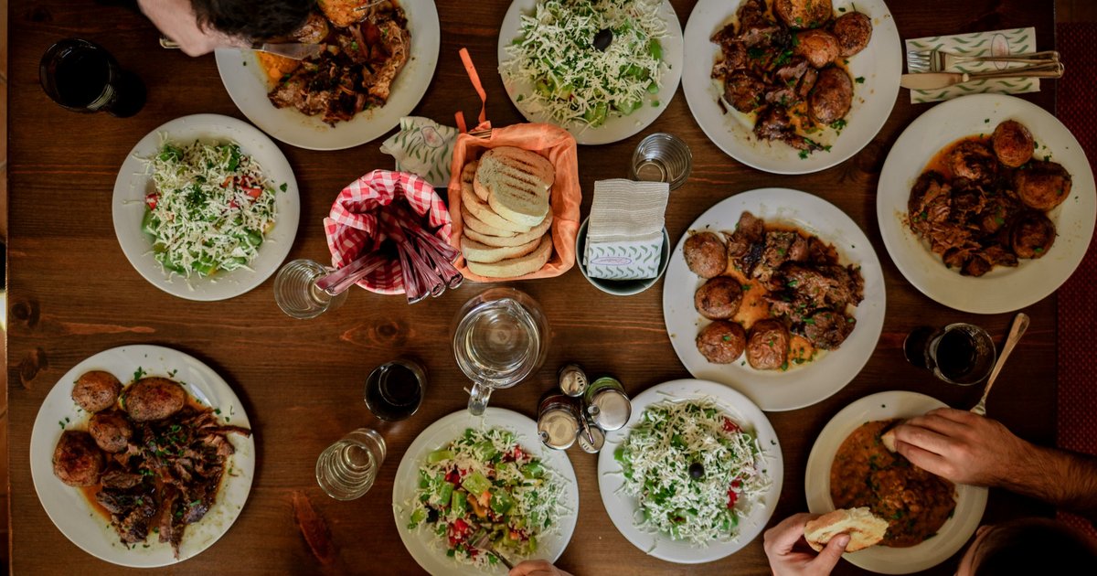 Philly restaurants open on Thanksgiving 2025