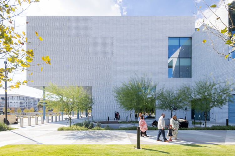 The Ismaili Center Houston / Farshid Moussavi Architecture - Exterior Photography