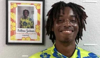 Teen killed trying to break up fight at Florida Burger King