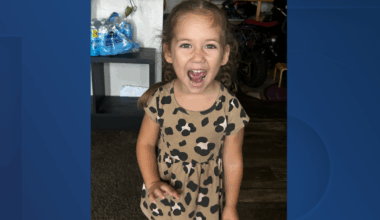 Police searching for 3-year-old reported missing in south Phoenix
