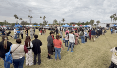 Community turkey giveaway meets surging need in Phoenix