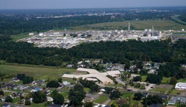 Study finds thousands of hazardous sites in the US risk flooding from sea level rise