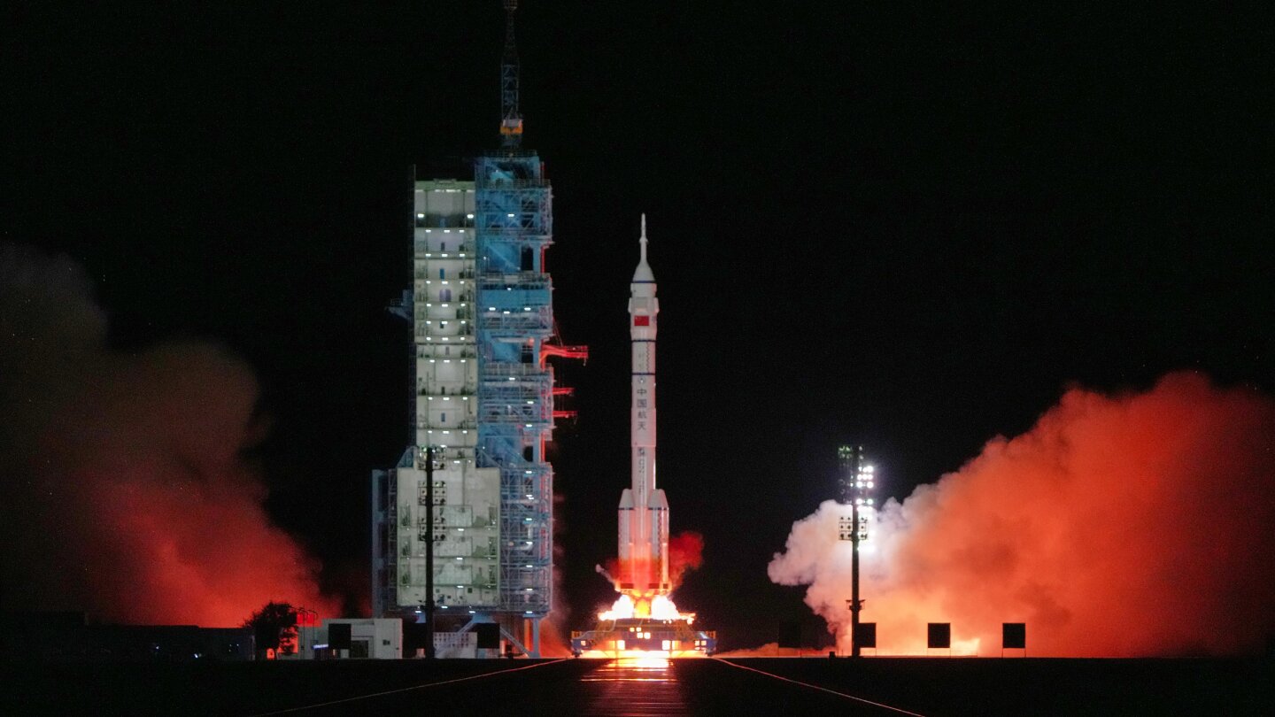 China's Shenzhou 21 spaceship successfully docked to the space station with astronauts and mice